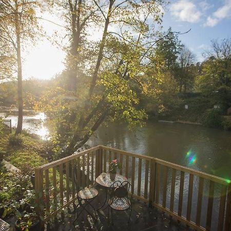 באת' River View House Cleveland Bridge מראה חיצוני תמונה