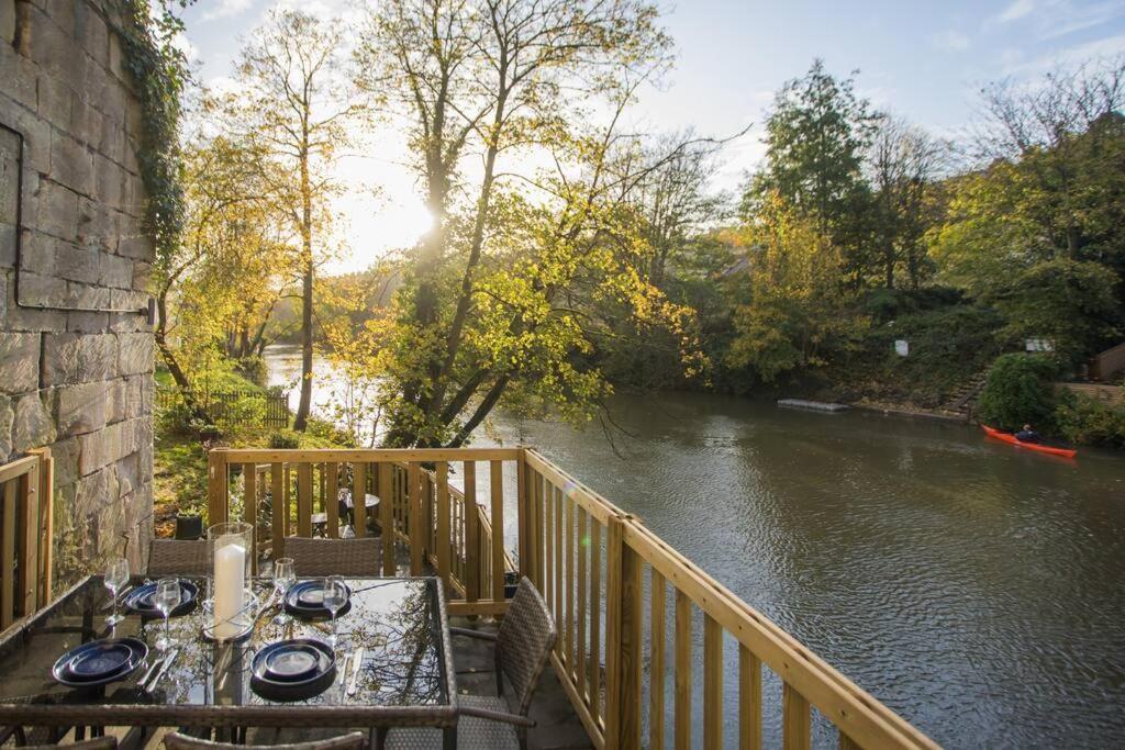 באת' River View House Cleveland Bridge מראה חיצוני תמונה