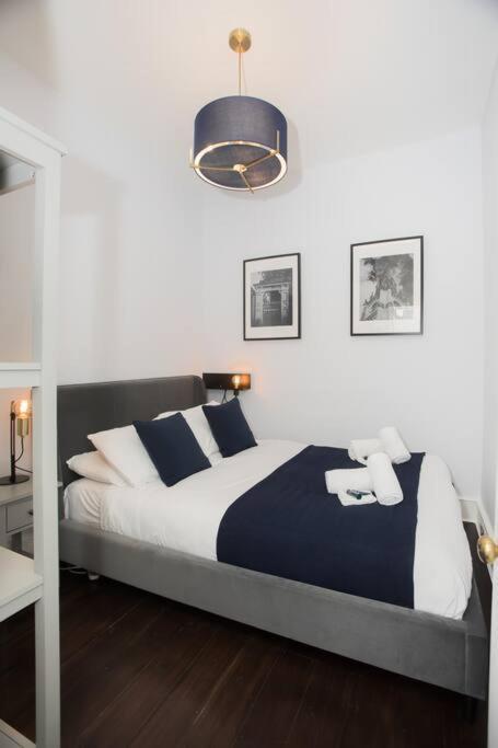 באת' River View House Cleveland Bridge מראה חיצוני תמונה