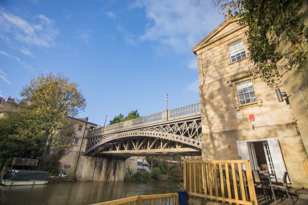 באת' River View House Cleveland Bridge מראה חיצוני תמונה